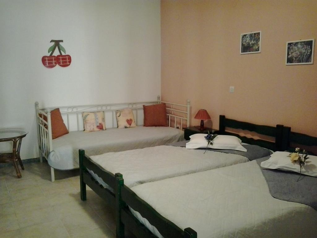 Maria Aparthotel 3*