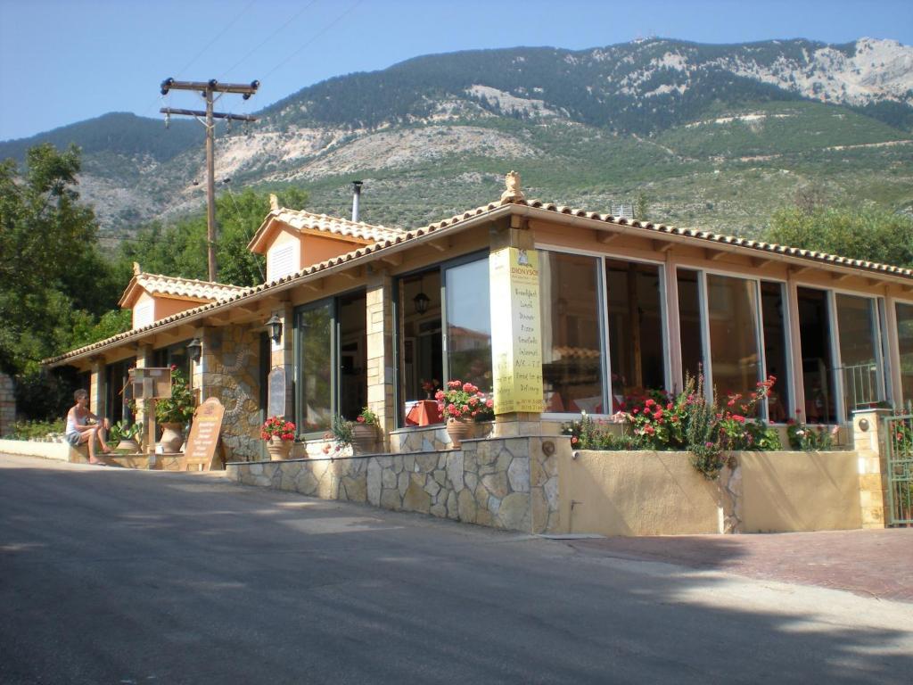 Maria Aparthotel