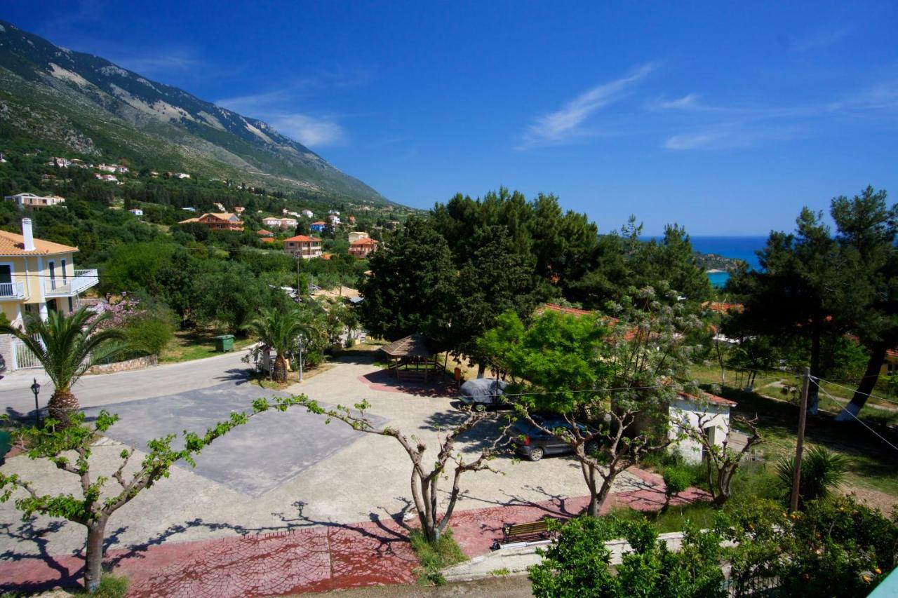 Maria Aparthotel 3*
